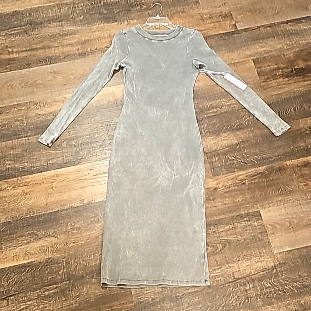 Young fabulous and broke dress